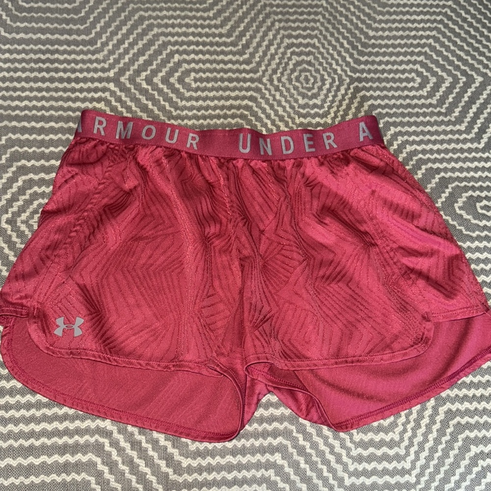 3 Under Armour Shorts and 1 Nike shorts - Picture 4 of 6